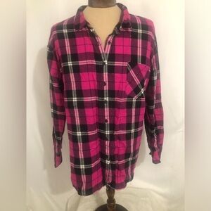 Women’s Pink/Black Flannel Shirt. Size XXL